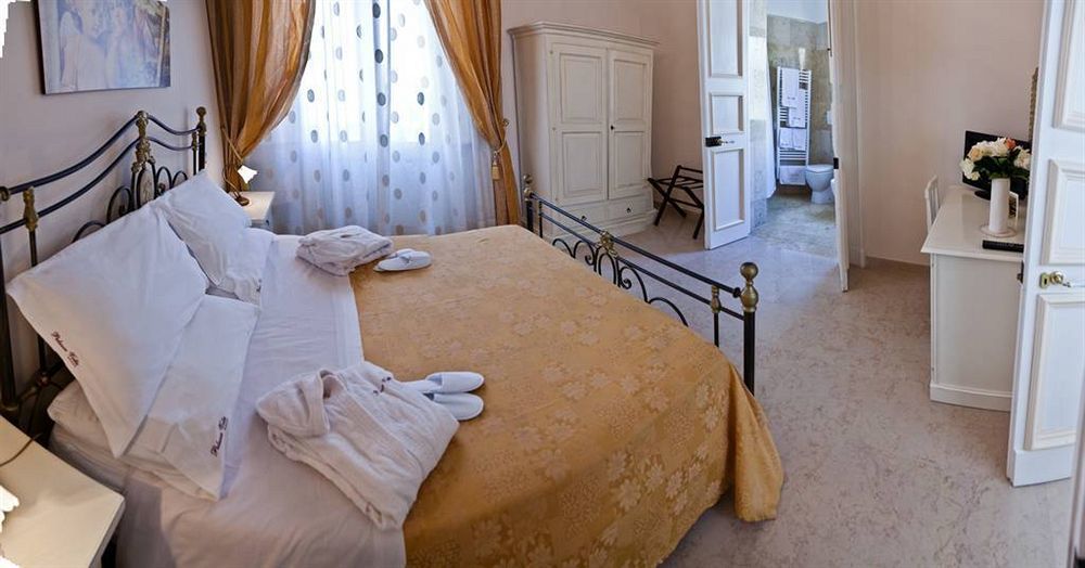 Nardò Palazzo Volta Boutique Luxury B&B מראה חיצוני תמונה