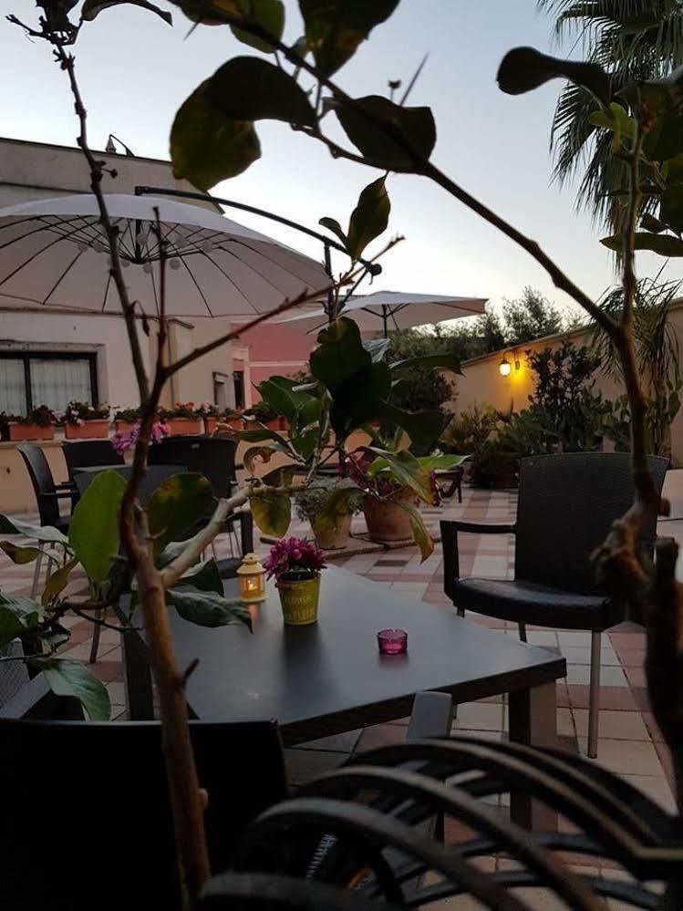 Nardò Palazzo Volta Boutique Luxury B&B מראה חיצוני תמונה